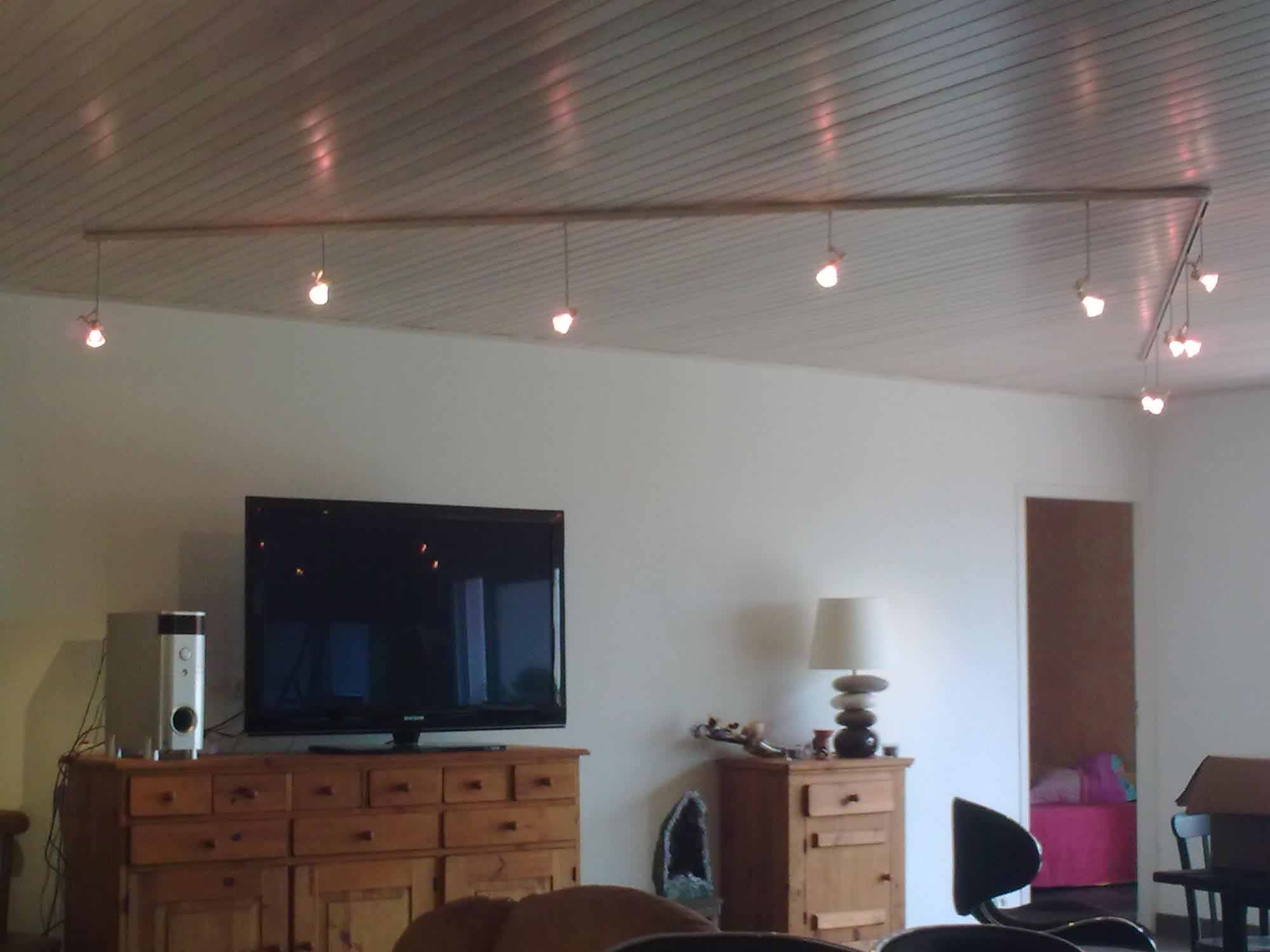 images/electricite/plafond2.jpg#joomlaImage://local-images/electricite/plafond2.jpg?width=2000&height=1500